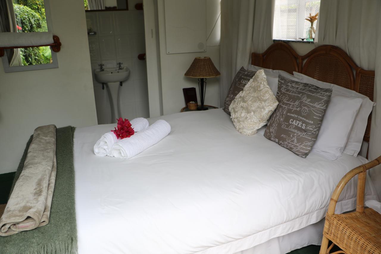 Forword'S River Lodge East London Bagian luar foto