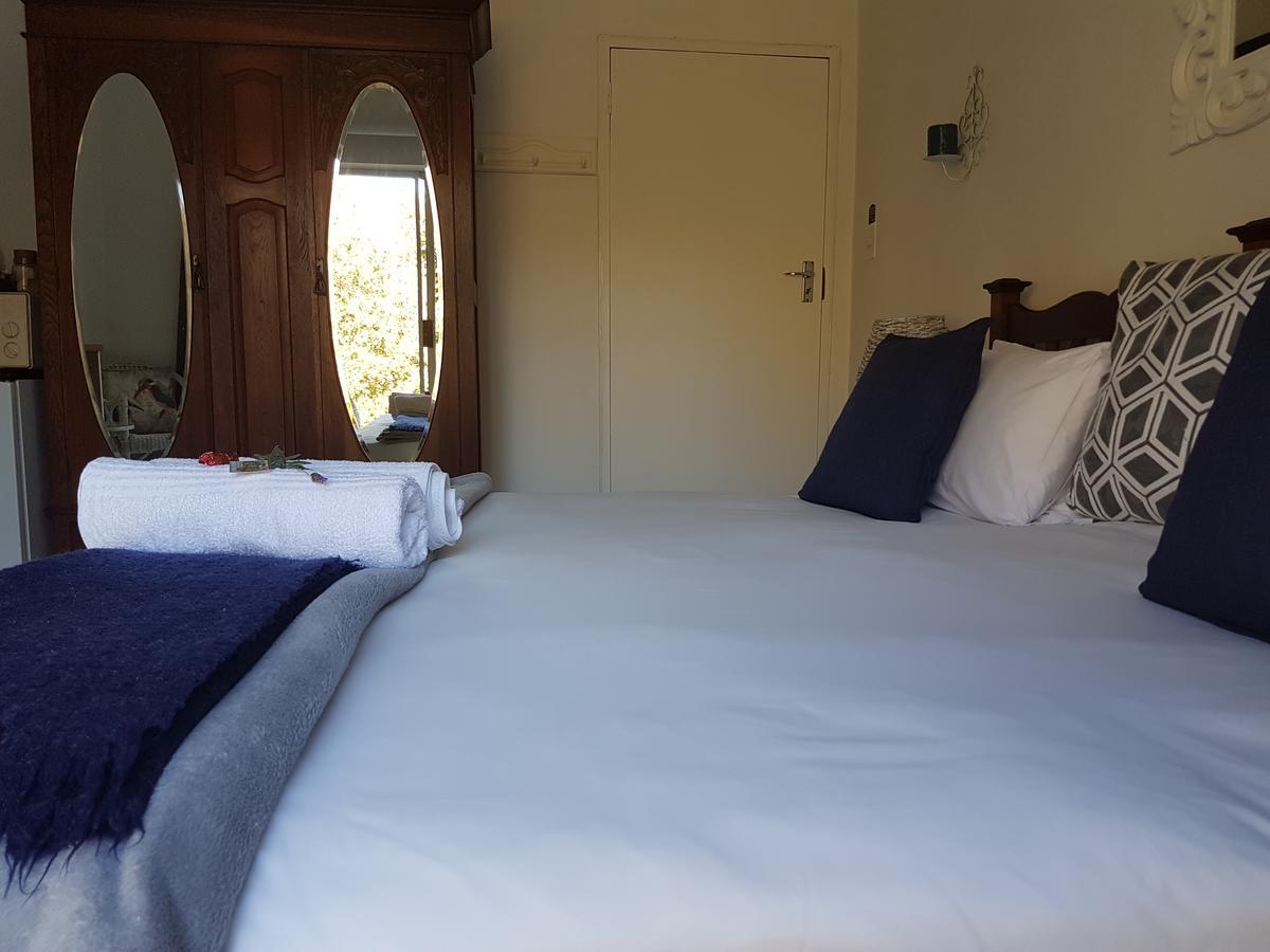 Forword'S River Lodge East London Bagian luar foto